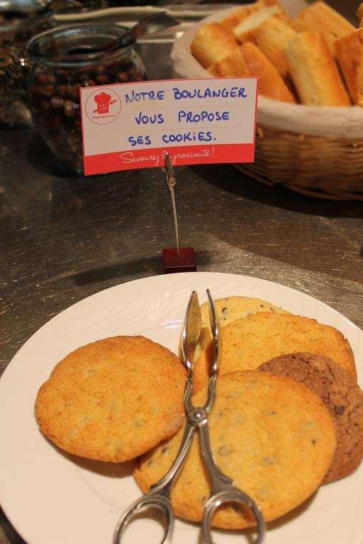 Brit Hotel Les Evens Saint-Saturnin  Ristorante foto